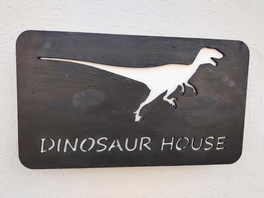 Dinosaur House Apartment Coll de Nargo Ngoại thất bức ảnh
