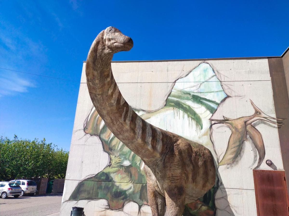 Dinosaur House Apartment Coll de Nargo Ngoại thất bức ảnh